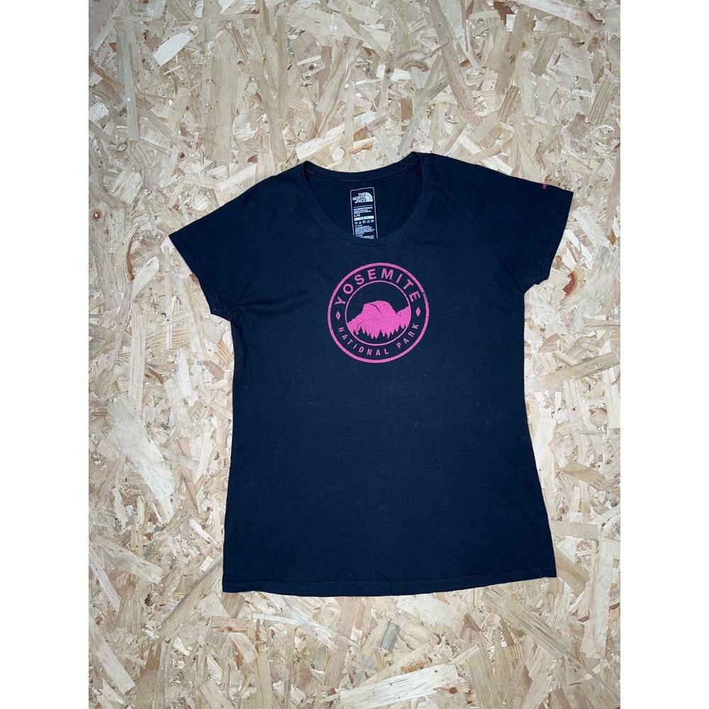 The North Face Women's Beaming Half Dome Tee Yosemite National Park Graphic Sz L
